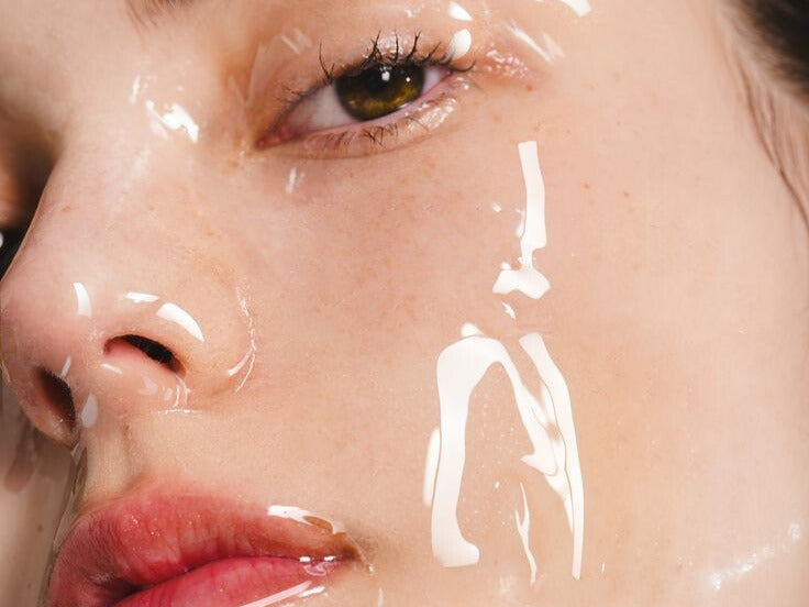 Vše, co musíš vědět o EMS: Věda za virálním efektem „glass skin“